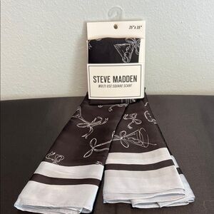Steve Madden | Martini Scarf